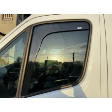 Ветровики вставные (2 шт, HIC) для Mercedes Sprinter W907/W910 2018- гг