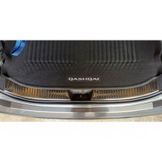 Накладка на задний бампер нержавеющая Carmos для Nissan Qashqai 2021- гг