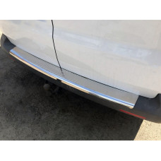 Накладка на задний бампер с загибом (Carmos V1, нержавеющая сталь) для Volkswagen T5 Caravelle 2004-2010 гг