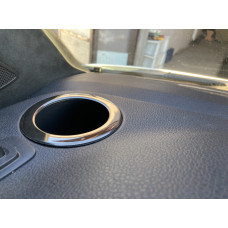 Накладка на подстаканник (2 шт., черный хром) для Volkswagen T6 2015-2024 гг