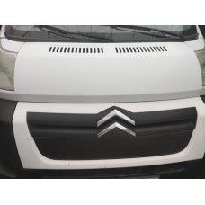 Зимняя решетка (2006-2014) Глянцевая для Citroen Jumper