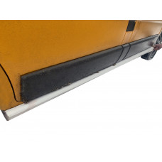 Боковые пластиковые пороги (короткая база, 2 шт, грунтованные) для Opel Vivaro 2001-2015 гг