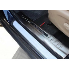 Накладки на внутренние пороги из нержавеющей стали Libao 2013-2025 (4 шт) для Kia Sorento II XM