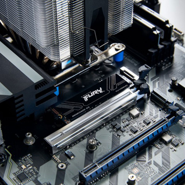 Накопичувач SSD M.2 Kingston FURY Renegade G5 4TB 2280 NVMe PCIe Gen 5.0 x4 3D TLC