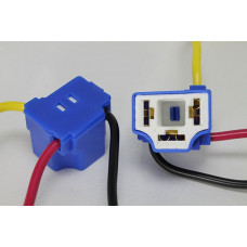 Роз'єм з проводом для ламп H4 керамічний (кутовий) (CS8) 1320А83