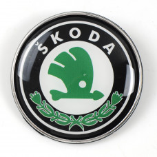 Емблема "Skoda" 78мм пластик 2 пуклі  перед