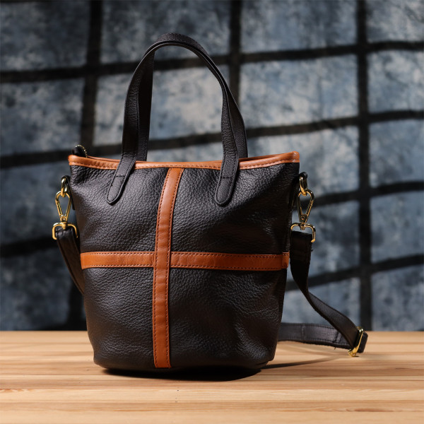 Женская кожаная сумка с коричневой вставкой на лицевой стороне Vintage 22997 Черный