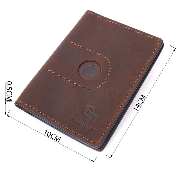 Стильная кожаная обложка на паспорт с держателем для Apple AirTag GRANDE PELLE 11621 Коричневый