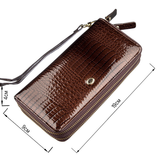 Женский лаковый клатч ST Leather 18908 Коричневый