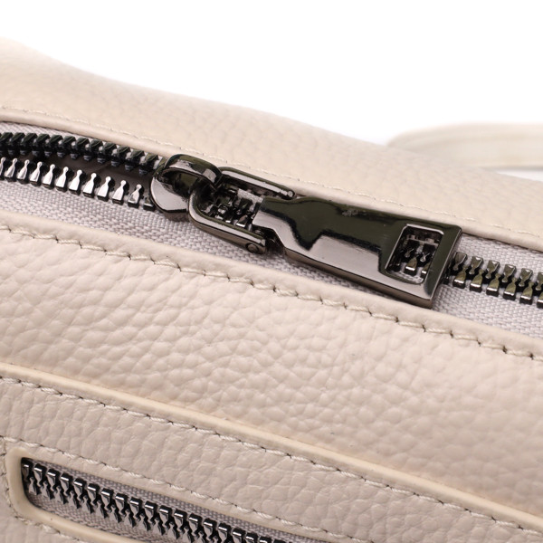 Компактная женская сумка с трендовым декором из натуральной кожи Vintage 22923 Белый